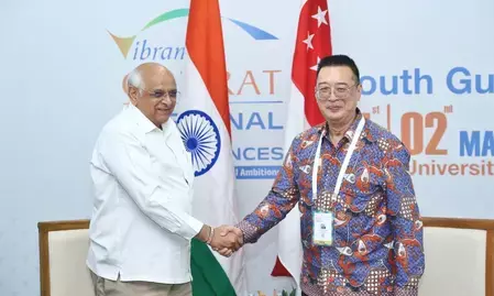 वीजीआरसी सूरत: मुख्यमंत्री भूपेंद्र पटेल ने सिंगापुर के उच्चायुक्त साइमन वोंग से की मुलाकात