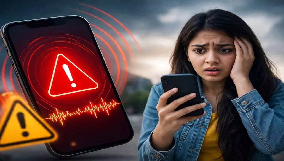 क्या आपके फोन में भी अचानक बजने लगा सायरन! घबराएं नहीं, यह है खुशी की बात क्या आपके फोन में भी अचानक बजने लगा सायरन! घबराएं नहीं, यह है खुशी की बात