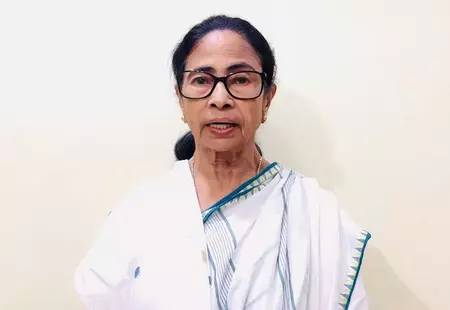मतगणना के लिए केंद्रीय कर्मियों की तैनाती: टीएमसी ने सुप्रीम कोर्ट के आदेश का किया स्वागत मतगणना के लिए केंद्रीय कर्मियों की तैनाती: टीएमसी ने सुप्रीम कोर्ट के आदेश का किया स्वागत