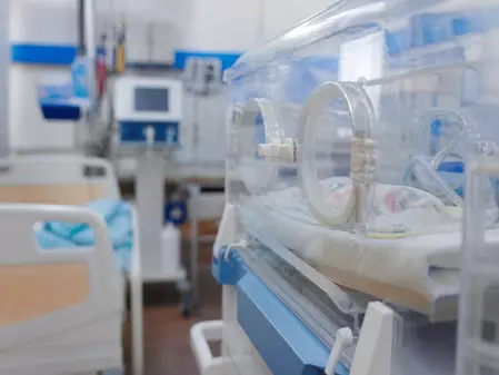 बिहार: मुंगेर सदर अस्पताल में नवजात शिशु की मौत के बाद विरोध प्रदर्शन बिहार: मुंगेर सदर अस्पताल में नवजात शिशु की मौत के बाद विरोध प्रदर्शन