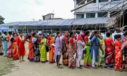 पश्चिम बंगाल चुनाव :  दक्षिण 24 परगना में 15 बूथों पर दोबारा वोटिंग जारी