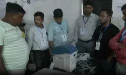 पश्चिम बंगाल चुनाव : दक्षिण 24 परगना जिले में 15 बूथों पर दोबारा वोटिंग, कतारों में खड़े नजर आए मतदाता