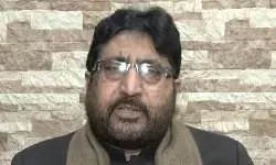 खुले में नमाज पर इलाहाबाद हाईकोर्ट के फैसले पर सियासी बवाल, शिया बोर्ड ने जताई आपत्ति