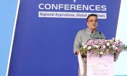सूरत वाइब्रेंट गुजरात रीजनल कॉन्फ्रेंस में 3.53 लाख करोड़ रुपए के 2,792 एमओयू हुए: हर्ष संघवी सूरत वाइब्रेंट गुजरात रीजनल कॉन्फ्रेंस में 3.53 लाख करोड़ रुपए के 2,792 एमओयू हुए: हर्ष संघवी