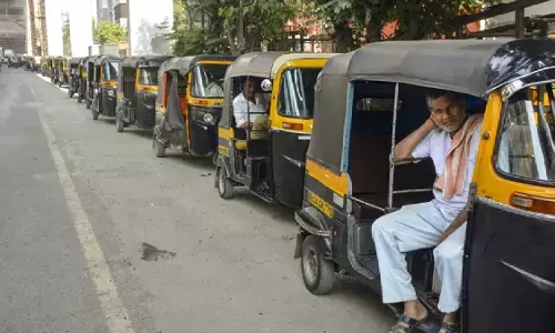 महाराष्ट्र में ऑटो वालों के लिए मराठी अनिवार्य, बिफरे भाजपा के यूपी-बिहार वाले सहयोगी