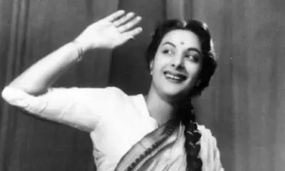 जब सेट पर सुनील दत्त को पहचान न सकीं मदर इंडिया, मेकअप आर्टिस्ट को भेंट कर दी थी कीमती घड़ी जब सेट पर सुनील दत्त को पहचान न सकीं मदर इंडिया, मेकअप आर्टिस्ट को भेंट कर दी थी कीमती घड़ी