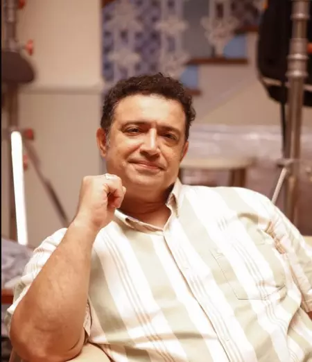 निनाद कामत ने जाने भी दो यारो से की अपनी फिल्म कैंडी एंड द पिज्जा गर्ल की तुलना, कहा-शैली को आगे ले जाने की कोशिश निनाद कामत ने जाने भी दो यारो से की अपनी फिल्म कैंडी एंड द पिज्जा गर्ल की तुलना, कहा-शैली को आगे ले जाने की कोशिश