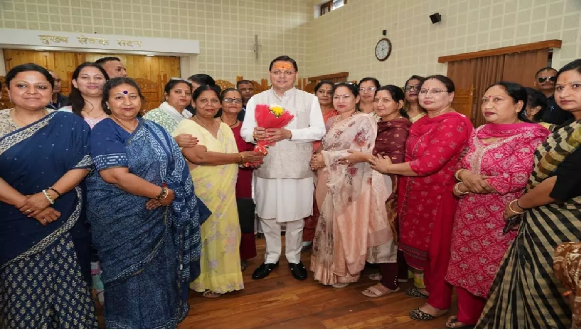 सीएम धामी ने सुनी जनसमस्याएं, अधिकारियों को त्वरित समाधान और निगरानी के दिए निर्देश सीएम धामी ने सुनी जनसमस्याएं, अधिकारियों को त्वरित समाधान और निगरानी के दिए निर्देश