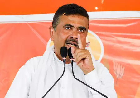 मतगणना के लिए तैयारी पूरी, 9-10 राउंड तक साफ होगा नतीजा: सुवेंदु अधिकारी मतगणना के लिए तैयारी पूरी, 9-10 राउंड तक साफ होगा नतीजा: सुवेंदु अधिकारी