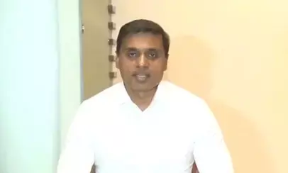 वाईएसआर कांग्रेस ने अपने नेता पर हुए हमले की निंदा की, कहा- यह बिगड़ती कानून-व्यवस्था का संकेत वाईएसआर कांग्रेस ने अपने नेता पर हुए हमले की निंदा की, कहा- यह बिगड़ती कानून-व्यवस्था का संकेत