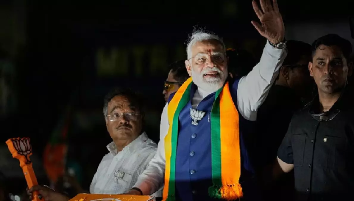 भाजपा मुख्यालय में महाजश्न की तैयारी, शाम 6 बजे भाजपा मुख्यालय जाएंगे पीएम मोदी भाजपा मुख्यालय में महाजश्न की तैयारी, शाम 6 बजे भाजपा मुख्यालय जाएंगे पीएम मोदी