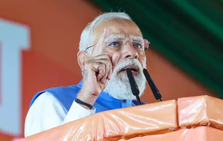 बंगाल में भाजपा को मिले जनादेश पर पीएम मोदी बोले, समाज के सभी वर्गों को मिलेंगे समान अवसर बंगाल में भाजपा को मिले जनादेश पर पीएम मोदी बोले, समाज के सभी वर्गों को मिलेंगे समान अवसर