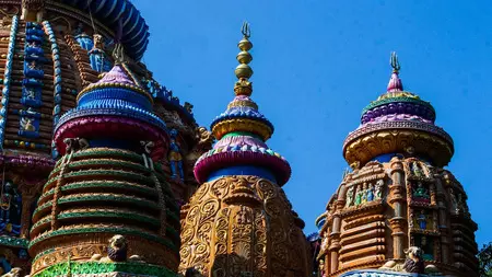 रांची में है देवी काली का 700 साल पुराना मंदिर, बांस पर लाल-पीले धागे बांधने से पूरी होती है मनोकामना रांची में है देवी काली का 700 साल पुराना मंदिर, बांस पर लाल-पीले धागे बांधने से पूरी होती है मनोकामना