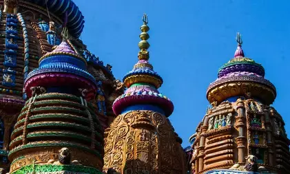 रांची में है देवी काली का 700 साल पुराना मंदिर, बांस पर लाल-पीले धागे बांधने से पूरी होती है मनोकामना