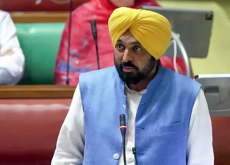 भगवंत मान करेंगे राष्ट्रपति मुर्मु से मुलाकात, आप सांसदों के भाजपा में शामिल होने का उठा सकते हैं मुद्दा भगवंत मान करेंगे राष्ट्रपति मुर्मु से मुलाकात, आप सांसदों के भाजपा में शामिल होने का उठा सकते हैं मुद्दा