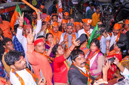 पश्चिम बंगाल 2026 चुनाव परिणामों में BJP की प्रचंड जीत..TMC के 35 में से 22 मंत्रियों की करारी हार पश्चिम बंगाल 2026 चुनाव परिणामों में BJP की प्रचंड जीत..TMC के 35 में से 22 मंत्रियों की करारी हार