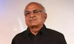 फिल्म इंडस्ट्री में पसरा मातम, प्रोड्यूसर आर.बी. चौधरी की सड़क दुर्घटना में मौत फिल्म इंडस्ट्री में पसरा मातम, प्रोड्यूसर आर.बी. चौधरी की सड़क दुर्घटना में मौत