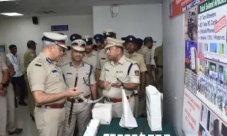 बेंगलुरु में ड्रग्स रैकेट का भंडाफोड़ : 20 करोड़ रुपए का एमडीएमए और हाइड्रो गांजा जब्त, 6 लोग गिरफ्तार