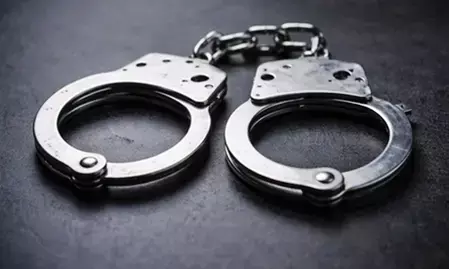 राजस्थान एसीबी ने 8 हजार रुपए रिश्वत लेते हुए कृषि अधिकारी को किया गिरफ्तार राजस्थान एसीबी ने 8 हजार रुपए रिश्वत लेते हुए कृषि अधिकारी को किया गिरफ्तार