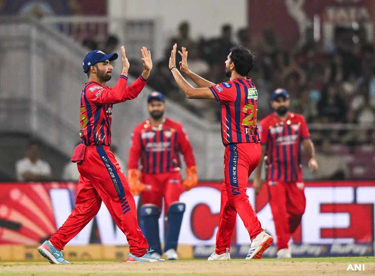 IPL: मार्श का शतक, प्रिंस का कमाल ; एलएसजी ने आरसीबी को हराया IPL: मार्श का शतक, प्रिंस का कमाल ; एलएसजी ने आरसीबी को हराया