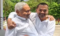 मंत्री बने निशांत कुमार, डिप्टी सीएम ठुकराने वाले नीतीश के बेटे को सम्राट सरकार में कौन सा मंत्रालय? मंत्री बने निशांत कुमार, डिप्टी सीएम ठुकराने वाले नीतीश के बेटे को सम्राट सरकार में कौन सा मंत्रालय?