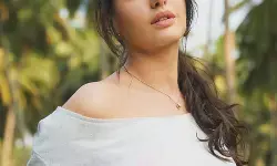 नोरा फतेही ने महिला आयोग के सामने मांगी माफी, अनाथ बच्चियों की शिक्षा का उठाया जिम्मा