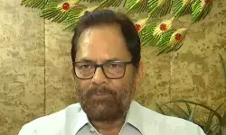 लोकतंत्र का अपमान करेंगे तो जनता कभी जनादेश नहीं देगी: मुख्तार अब्बास नकवी लोकतंत्र का अपमान करेंगे तो जनता कभी जनादेश नहीं देगी: मुख्तार अब्बास नकवी