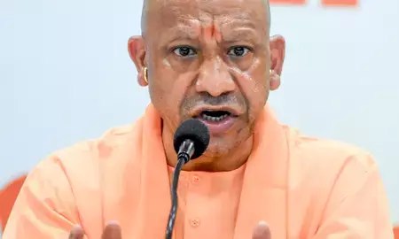 यूपी में अब सिफारिश और भ्रष्टाचार नहीं, बल्कि केवल योग्यता के आधार पर युवाओं को नौकरी मिल रही है: सीएम योगी यूपी में अब सिफारिश और भ्रष्टाचार नहीं, बल्कि केवल योग्यता के आधार पर युवाओं को नौकरी मिल रही है: सीएम योगी