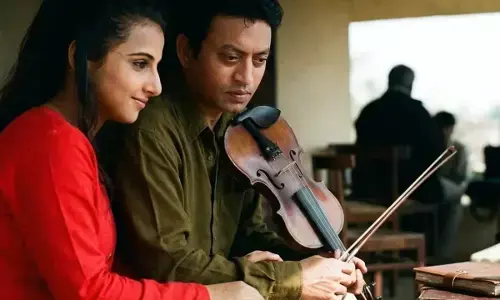 विद्या बालन ने 25 साल बाद देखी अपनी फिल्म, इरफान के लिए लिखा इमोशनल नोट