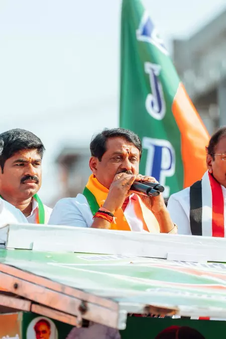 तमिलनाडु: TVK को समर्थन नहीं देगी भाजपा, नैनार नागेंद्रन ने साफ किया पार्टी का रुख तमिलनाडु: TVK को समर्थन नहीं देगी भाजपा, नैनार नागेंद्रन ने साफ किया पार्टी का रुख