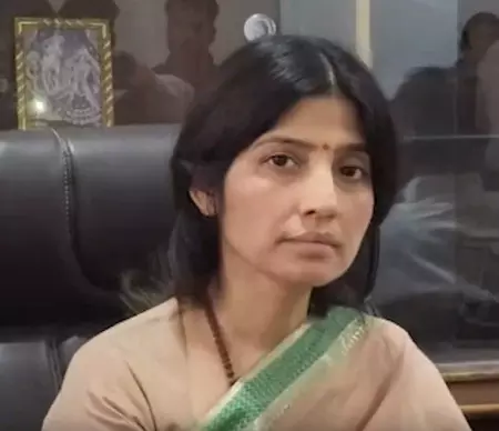 डिंपल यादव की बड़ी मांग: मतगणना के दिन हो लाइव कवरेज, चुनाव आयोग को लिखा पत्र डिंपल यादव की बड़ी मांग: मतगणना के दिन हो लाइव कवरेज, चुनाव आयोग को लिखा पत्र