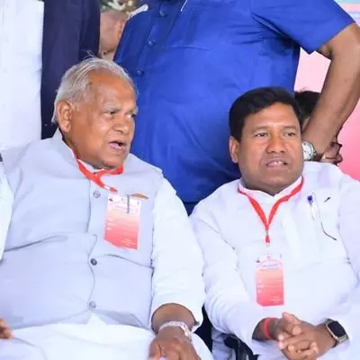 राहुल गांधी चुनाव के समय दिखते हैं और फिर विलुप्त हो जाते हैं: संतोष सुमन राहुल गांधी चुनाव के समय दिखते हैं और फिर विलुप्त हो जाते हैं: संतोष सुमन