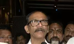 जनादेश के लिए कुछ कुर्बानी देनी पड़े, तो हमें तैयार रहना चाहिए : गिरीश चोडणकर जनादेश के लिए कुछ कुर्बानी देनी पड़े, तो हमें तैयार रहना चाहिए : गिरीश चोडणकर