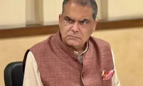 पंजाब के मंत्री संजीव अरोड़ा के घर ईडी पहुंची, चंडीगढ़ समेत कई शहरों में एक साथ छापेमारी पंजाब के मंत्री संजीव अरोड़ा के घर ईडी पहुंची, चंडीगढ़ समेत कई शहरों में एक साथ छापेमारी