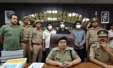 नोएडा में रेंजर्स क्लब का करोड़ों का फर्जीवाड़ा: टूर पैकेज के नाम पर ठगी, 3 डायरेक्टर गिरफ्तार नोएडा में रेंजर्स क्लब का करोड़ों का फर्जीवाड़ा: टूर पैकेज के नाम पर ठगी, 3 डायरेक्टर गिरफ्तार