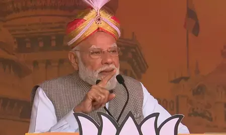 साहस और शक्ति की विरासत ही हमारी सबसे बड़ी ताकत, बेंगलुरु में बोले पीएम मोदी साहस और शक्ति की विरासत ही हमारी सबसे बड़ी ताकत, बेंगलुरु में बोले पीएम मोदी