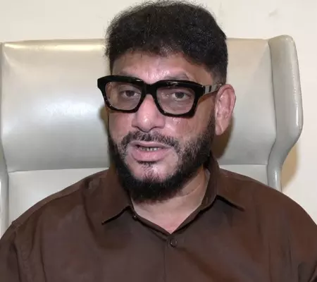 एसआईआर प्रक्रिया में लोगों की मदद को आगे आई एआईएमआईएम, लॉन्च किया मोबाइल ऐप एसआईआर प्रक्रिया में लोगों की मदद को आगे आई एआईएमआईएम, लॉन्च किया मोबाइल ऐप