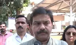 महाराष्ट्रः विशेषाधिकार समिति के सामने पेश हुईं सुषमा अंधारे, प्रसाद लाड ने पूछे 22 सवाल महाराष्ट्रः विशेषाधिकार समिति के सामने पेश हुईं सुषमा अंधारे, प्रसाद लाड ने पूछे 22 सवाल