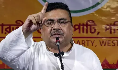 पश्चिम बंगाल में शुभेंदु अधिकारी सरकार की पहली कैबिनेट बैठक, पांच बड़े फैसलों से दिया नया राजनीतिक संदेश पश्चिम बंगाल में शुभेंदु अधिकारी सरकार की पहली कैबिनेट बैठक, पांच बड़े फैसलों से दिया नया राजनीतिक संदेश