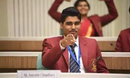 सौरभ चौधरी: पैसे मांगकर पिता ने दिलाई पिस्टल, एशियाई खेलों में गोल्ड जीतने वाले बने सबसे युवा भारतीय