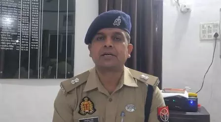 रायबरेली में पुलिस और बदमाशों के बीच मुठभेड़, आरोपियों के पैर में लगी गोली रायबरेली में पुलिस और बदमाशों के बीच मुठभेड़, आरोपियों के पैर में लगी गोली