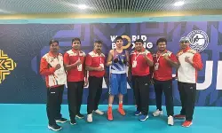 एशियन बॉक्सिंग अंडर-17 चैंपियनशिप 2026: आठ भारतीय महिला मुक्केबाजों ने फाइनल में जगह बनाई, पुरुषों में लक्ष्य खेलेंगे खिताबी मुकाबला एशियन बॉक्सिंग अंडर-17 चैंपियनशिप 2026: आठ भारतीय महिला मुक्केबाजों ने फाइनल में जगह बनाई, पुरुषों में लक्ष्य खेलेंगे खिताबी मुकाबला