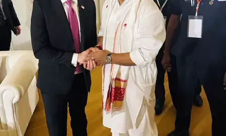 सीएम हिमंता के शपथ ग्रहण समारोह में शामिल हुए अमेरिकी राजदूत गोर, बोले- यह मेरे लिए सम्मान की बात है