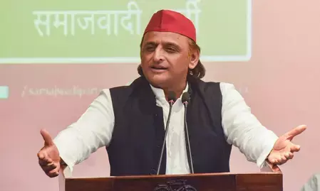 प्रयागराज में गरजे अखिलेश यादव, बोले- भाजपा चाहे तो पूजा पाल को बना दे उपमुख्यमंत्री प्रयागराज में गरजे अखिलेश यादव, बोले- भाजपा चाहे तो पूजा पाल को बना दे उपमुख्यमंत्री
