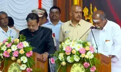 एन. रंगासामी ने पांचवी बार ली पुडुचेरी के सीएम पद की शपथ, ए नमशिवायम और मल्लादी कृष्ण राव भी बने मंत्री एन. रंगासामी ने पांचवी बार ली पुडुचेरी के सीएम पद की शपथ, ए नमशिवायम और मल्लादी कृष्ण राव भी बने मंत्री