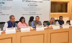 पिछले एक दशक में पेंशन व्यवस्था में आया बड़ा बदलाव, डिजिटल सुधारों से प्रक्रिया हुई आसान और पारदर्शी: डॉ. जितेंद्र सिंह पिछले एक दशक में पेंशन व्यवस्था में आया बड़ा बदलाव, डिजिटल सुधारों से प्रक्रिया हुई आसान और पारदर्शी: डॉ. जितेंद्र सिंह