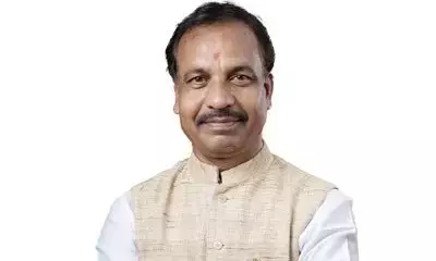 ओडिशा परिवहन मंत्री ने सरकारी वाहनों का इस्तेमाल कम करने की अपील की, ईवी को बढ़ावा देने पर जोर ओडिशा परिवहन मंत्री ने सरकारी वाहनों का इस्तेमाल कम करने की अपील की, ईवी को बढ़ावा देने पर जोर