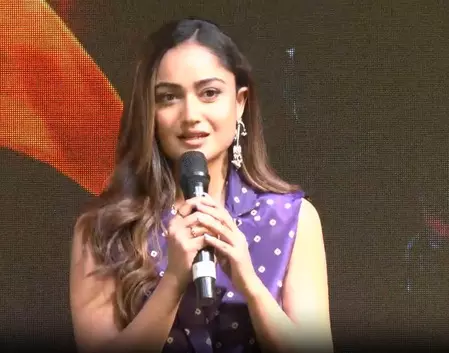 आखिरी सवाल को लेकर त्रिधा चौधरी ने बताया, यह फिल्म महज प्रोजेक्ट नहीं, एक भावना है आखिरी सवाल को लेकर त्रिधा चौधरी ने बताया, यह फिल्म महज प्रोजेक्ट नहीं, एक भावना है