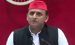 आंधी-तूफान से 54 मौतें, अखिलेश ने जताया शोक आंधी-तूफान से 54 मौतें, अखिलेश ने जताया शोक