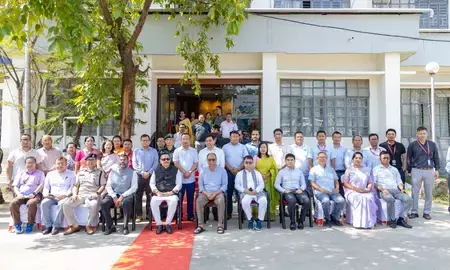 संवाद से समुदायों के बीच विश्वास की कमी दूर हो सकती है: मणिपुर के मुख्यमंत्री संवाद से समुदायों के बीच विश्वास की कमी दूर हो सकती है: मणिपुर के मुख्यमंत्री